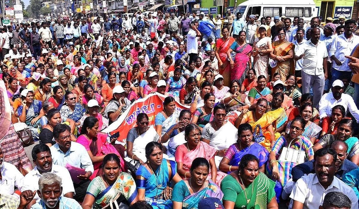 பழைய ஓய்வூதிய திட்டத்தை அமல்படுத்தக் கோரி ஜாக்டோ-ஜியோ இன்று வேலைநிறுத்த போராட்டம்