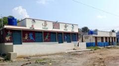 நாமக்கல்: பட்டியல் மற்றும் பிற சாதி குழந்தைகளுக்கு அருகருகே தனித்தனி அங்கன்வாடி மையங்களா?