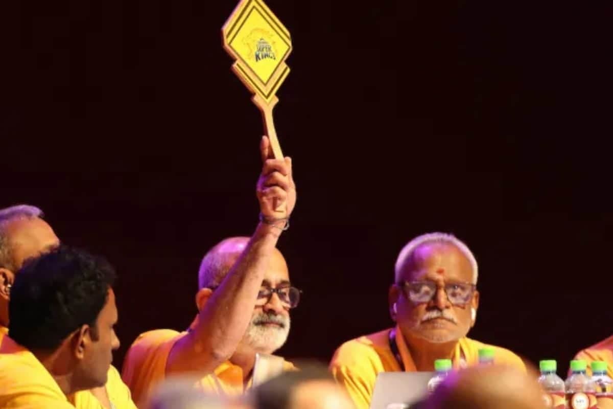 IPL Auction 2026 : சென்னை அணி குறி வைக்கும் வீரர்கள் யார் யார் தெரியுமா?