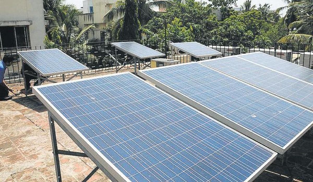 4 மாவட்ட அரசு அலுவலகங்களில் சோலார் கட்டமைப்புகளை நிறுவ டெண்டர்: பசுமை எரிசக்தி கழகம் அறிவிப்பு