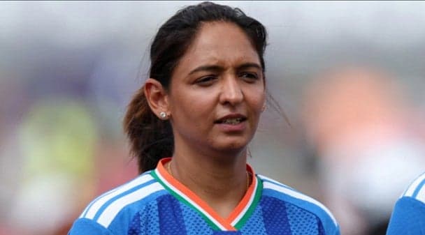 'இது எளிதான முடிவு அல்ல, மன அமைதியுடன் நான் விடைபெறுகிறேன்.!'- ஹர்மன்ப்ரீத் கவுர் எமோஷனல்