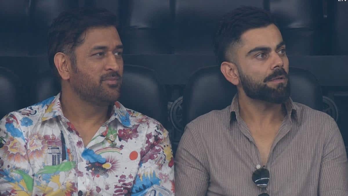 Dhoni Kohli: GOAT ரொனால்டோ ஆட்டத்தை நேரில் ரசித்த LEGENDS தோனி, கோலி
